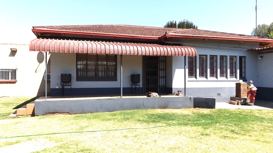  Bedroom Property for Sale in Casseldale Gauteng