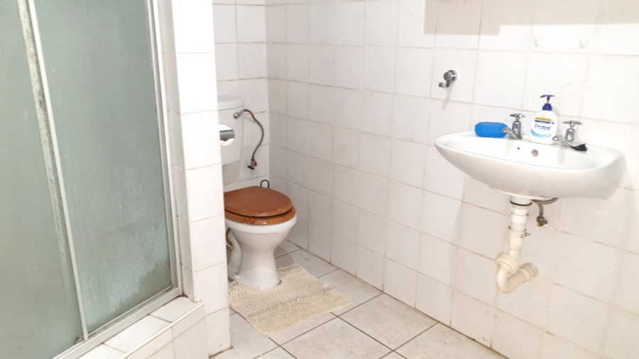  Bedroom Property for Sale in Casseldale Gauteng