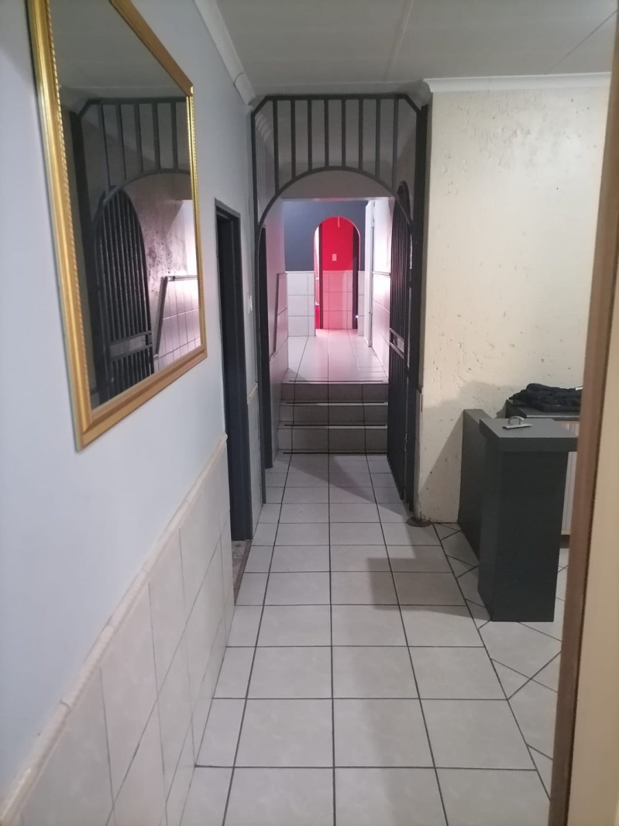  Bedroom Property for Sale in Casseldale Gauteng