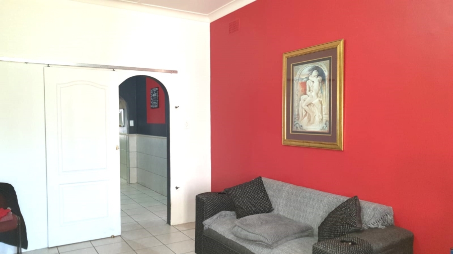  Bedroom Property for Sale in Casseldale Gauteng