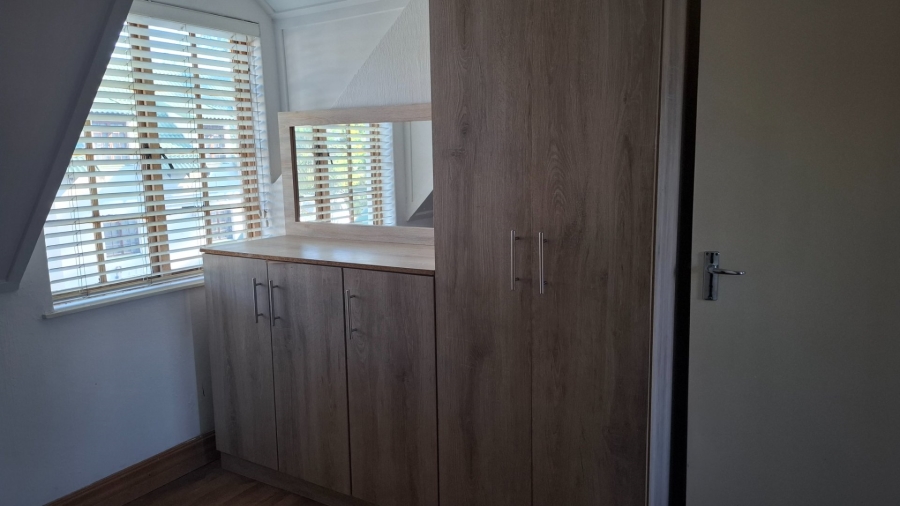  Bedroom Property for Sale in Halfway Gardens Gauteng