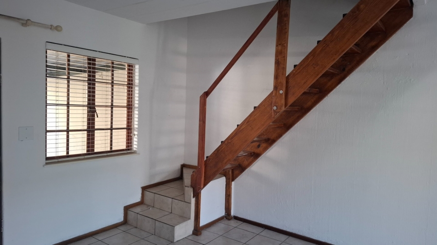  Bedroom Property for Sale in Halfway Gardens Gauteng