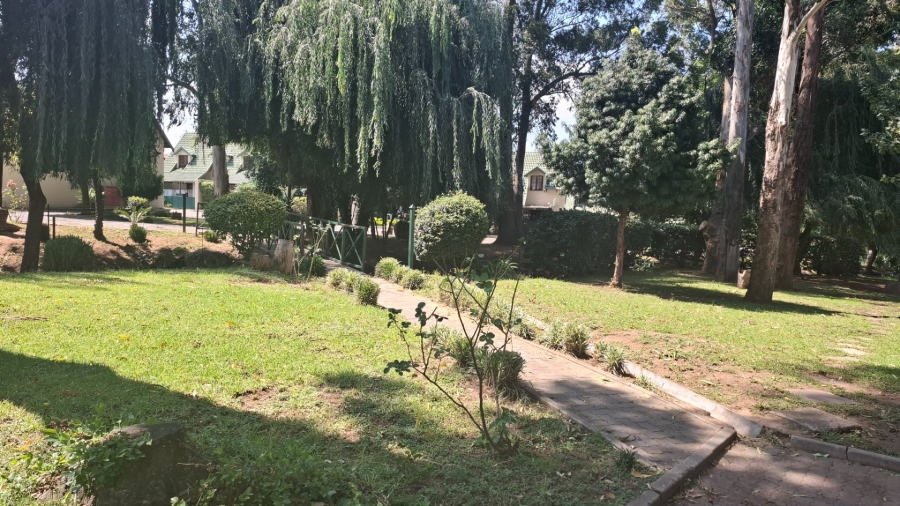  Bedroom Property for Sale in Halfway Gardens Gauteng