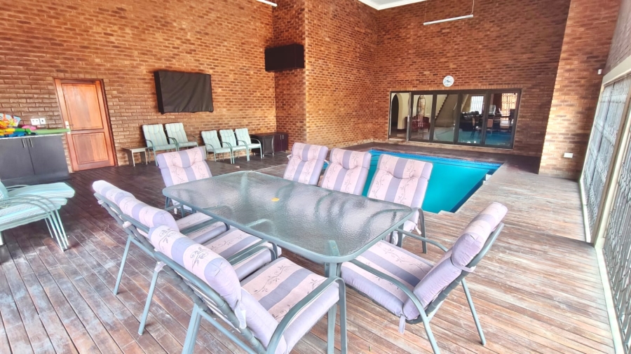 6 Bedroom Property for Sale in Vaal Marina Gauteng