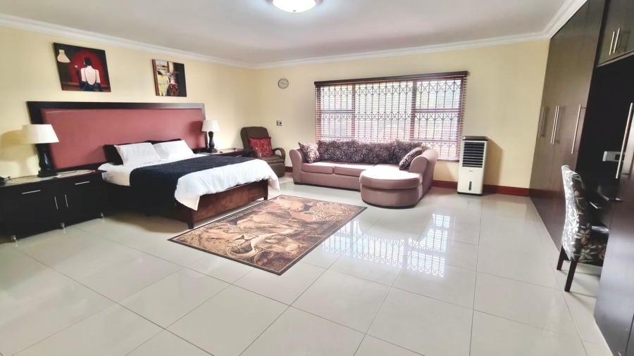 6 Bedroom Property for Sale in Vaal Marina Gauteng