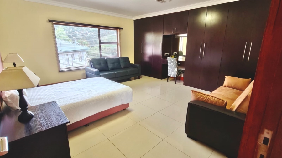 6 Bedroom Property for Sale in Vaal Marina Gauteng