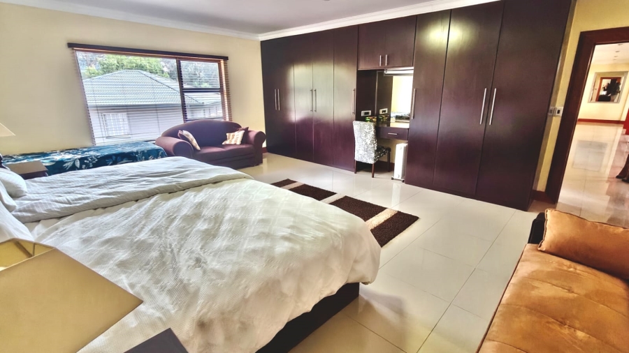 6 Bedroom Property for Sale in Vaal Marina Gauteng