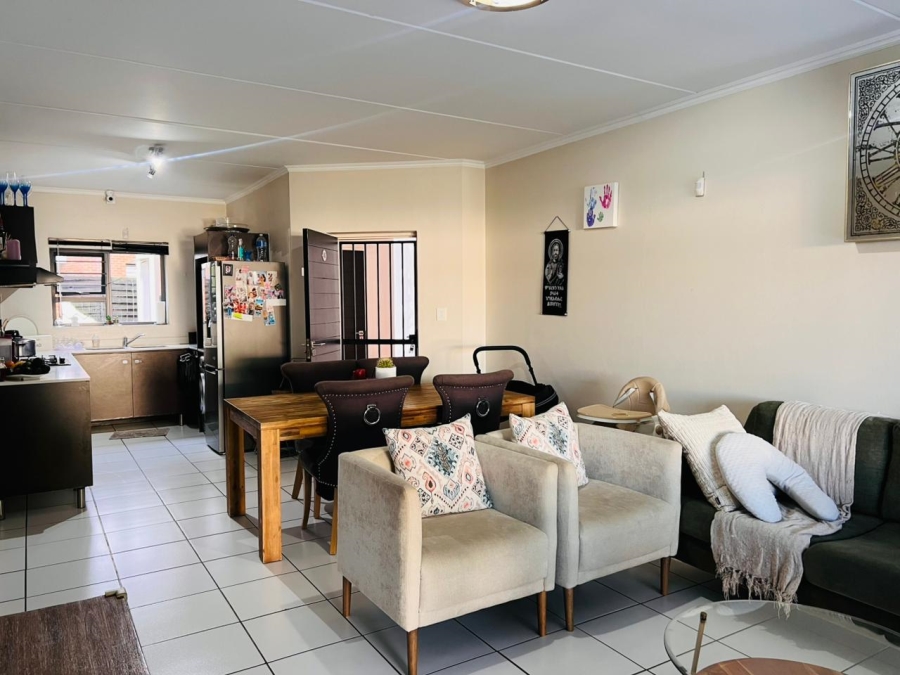 3 Bedroom Property for Sale in Greenstone Hill Gauteng