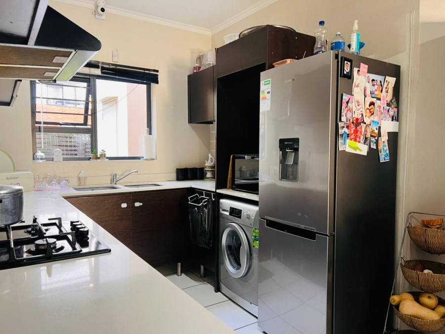 3 Bedroom Property for Sale in Greenstone Hill Gauteng