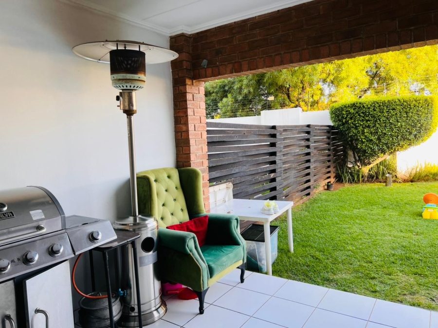 3 Bedroom Property for Sale in Greenstone Hill Gauteng