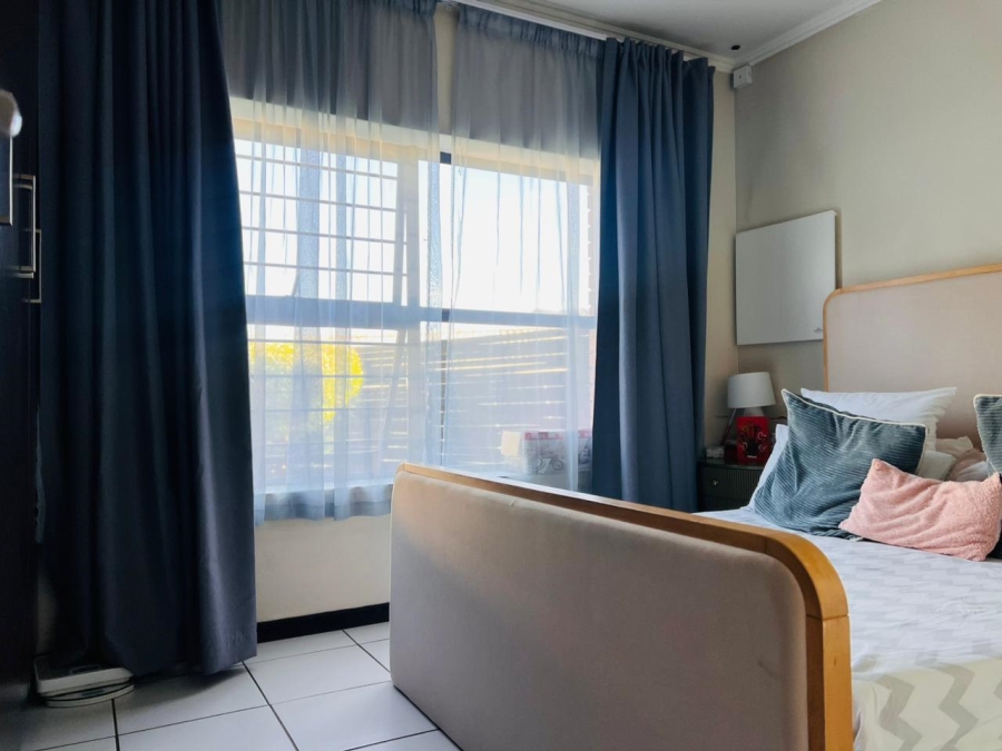 3 Bedroom Property for Sale in Greenstone Hill Gauteng