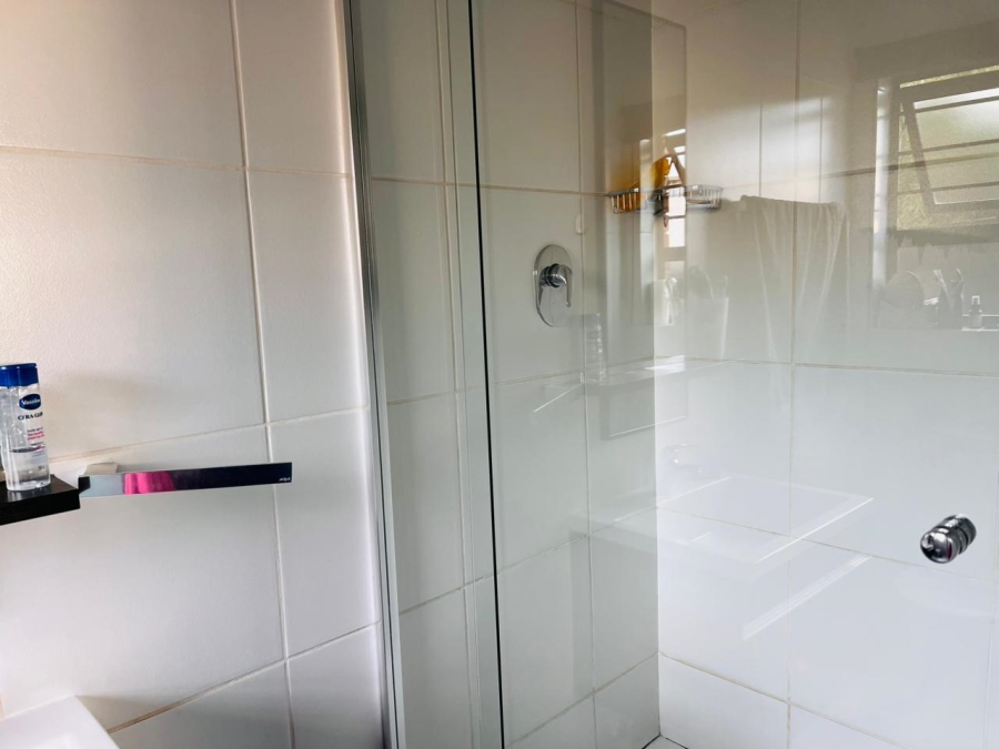 3 Bedroom Property for Sale in Greenstone Hill Gauteng