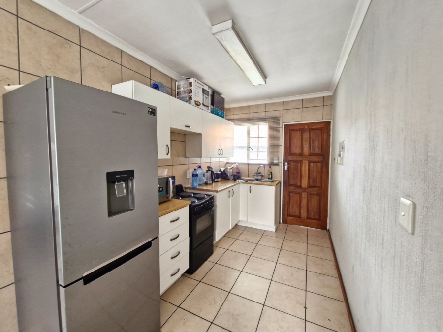 2 Bedroom Property for Sale in Comet Gauteng