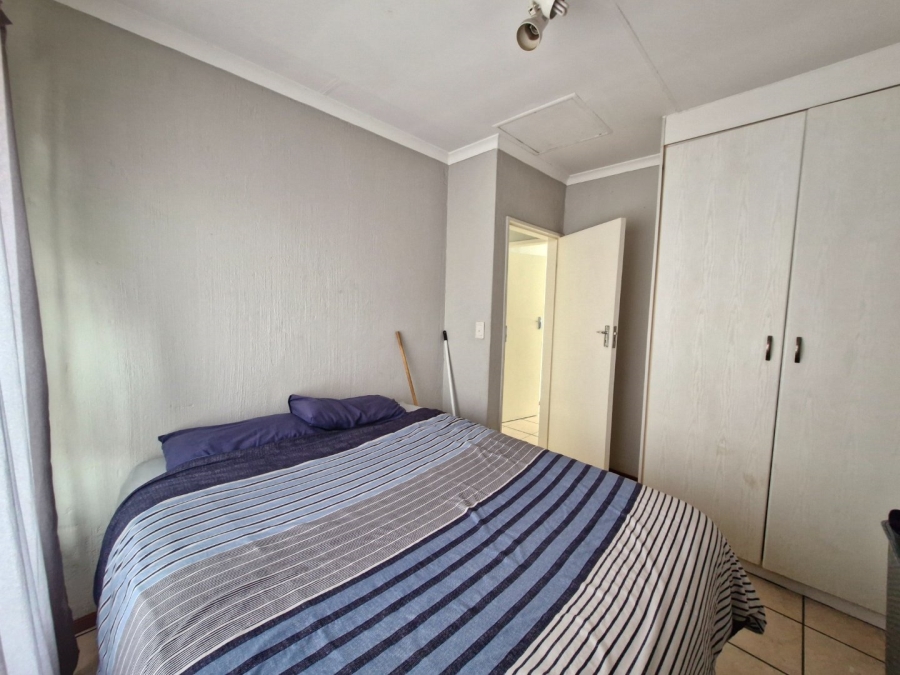 2 Bedroom Property for Sale in Comet Gauteng