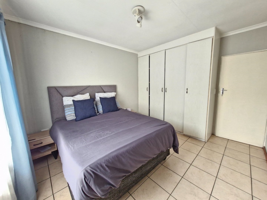 2 Bedroom Property for Sale in Comet Gauteng