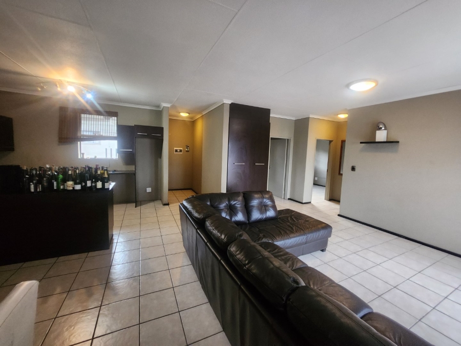 To Let 2 Bedroom Property for Rent in Northgate Gauteng