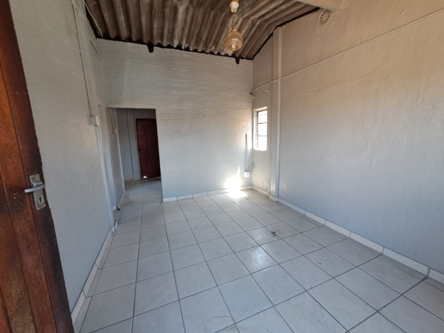 To Let 1 Bedroom Property for Rent in Daveyton Gauteng