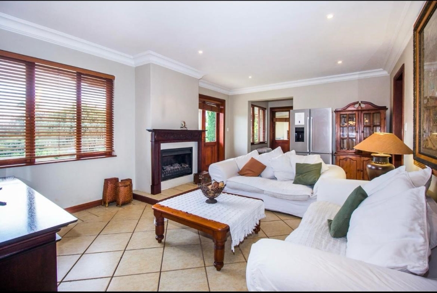 4 Bedroom Property for Sale in Woodhill Estate Gauteng