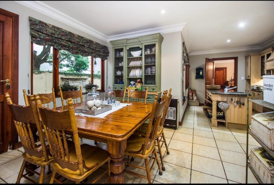 4 Bedroom Property for Sale in Woodhill Estate Gauteng