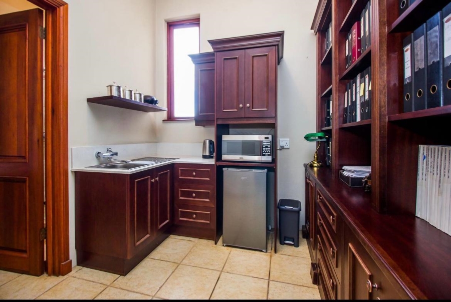 4 Bedroom Property for Sale in Woodhill Estate Gauteng