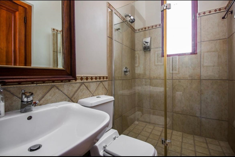 4 Bedroom Property for Sale in Woodhill Estate Gauteng