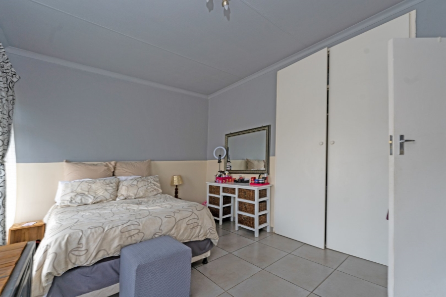 2 Bedroom Property for Sale in Marlands Gauteng