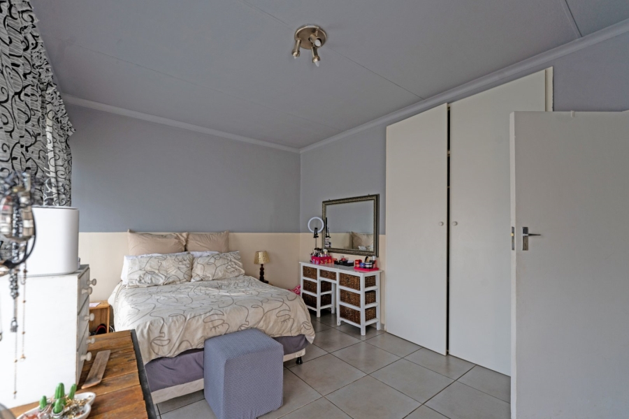 2 Bedroom Property for Sale in Marlands Gauteng