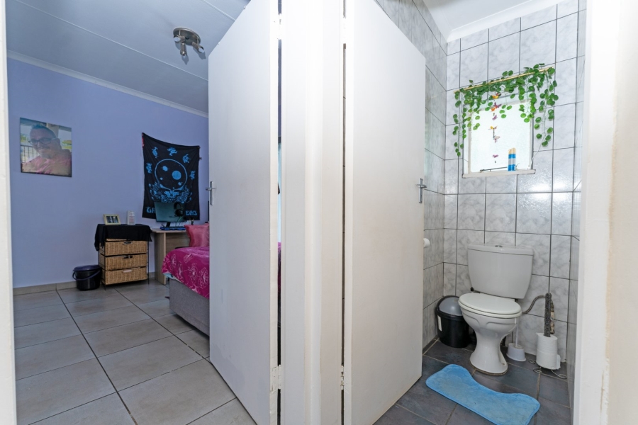 2 Bedroom Property for Sale in Marlands Gauteng