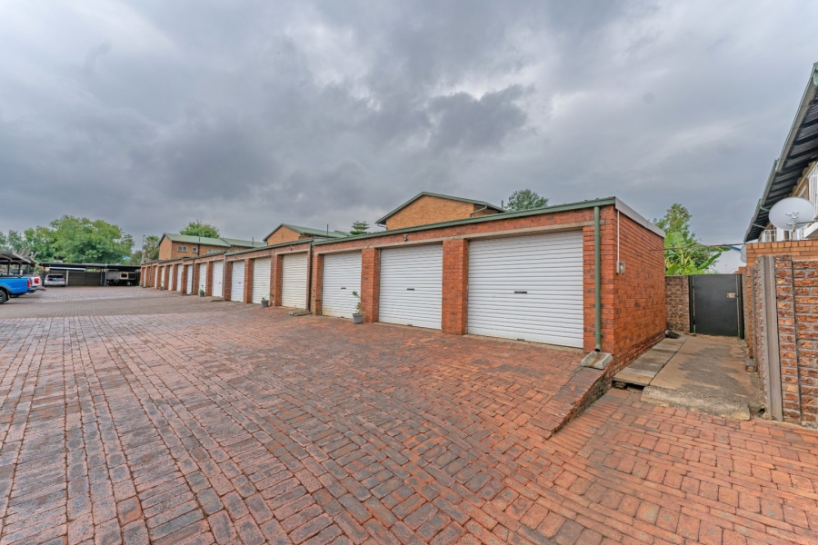2 Bedroom Property for Sale in Marlands Gauteng