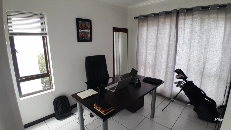 To Let 2 Bedroom Property for Rent in Barbeque Downs Gauteng