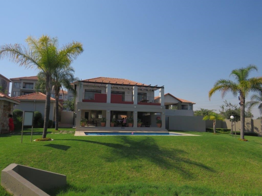 To Let 2 Bedroom Property for Rent in Barbeque Downs Gauteng