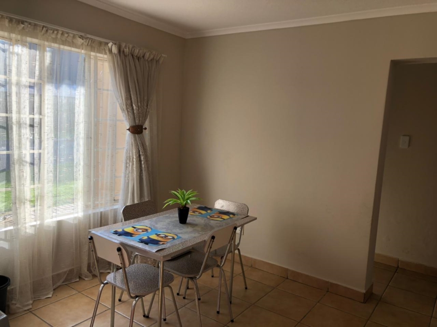 3 Bedroom Property for Sale in Meredale Gauteng