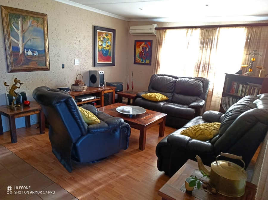 Commercial Property for Sale in Agricultural Holding 475 Gauteng