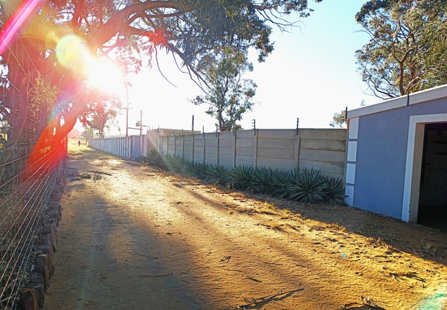 Commercial Property for Sale in Agricultural Holding 475 Gauteng