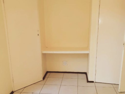 To Let 2 Bedroom Property for Rent in Sonneglans Gauteng