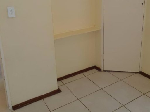To Let 2 Bedroom Property for Rent in Sonneglans Gauteng