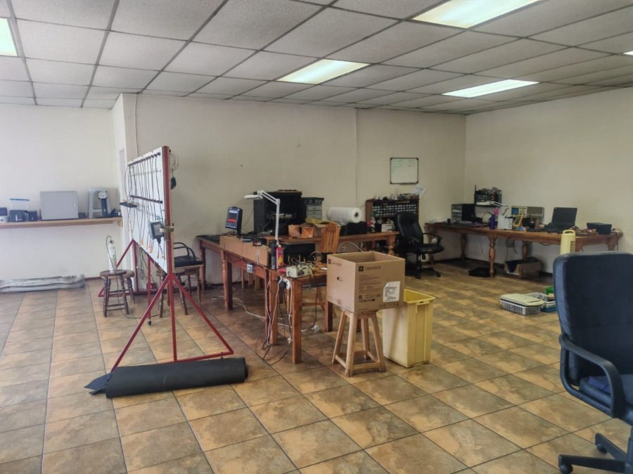 To Let commercial Property for Rent in Farrar Park Gauteng