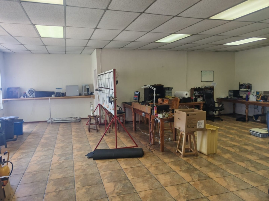 To Let commercial Property for Rent in Farrar Park Gauteng