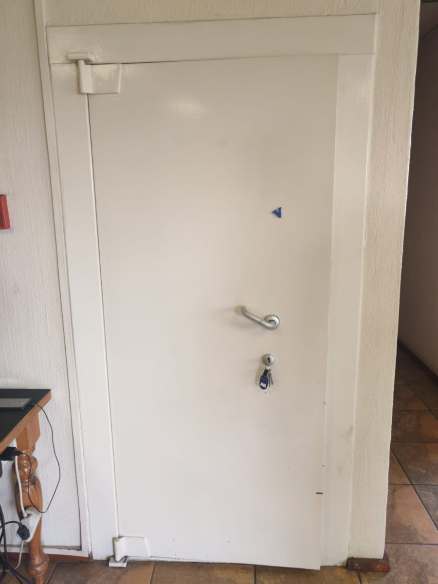 To Let commercial Property for Rent in Farrar Park Gauteng