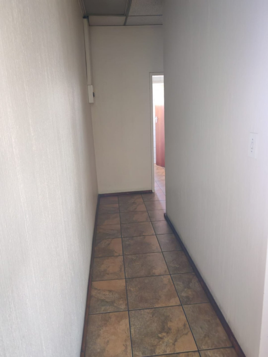 To Let commercial Property for Rent in Farrar Park Gauteng