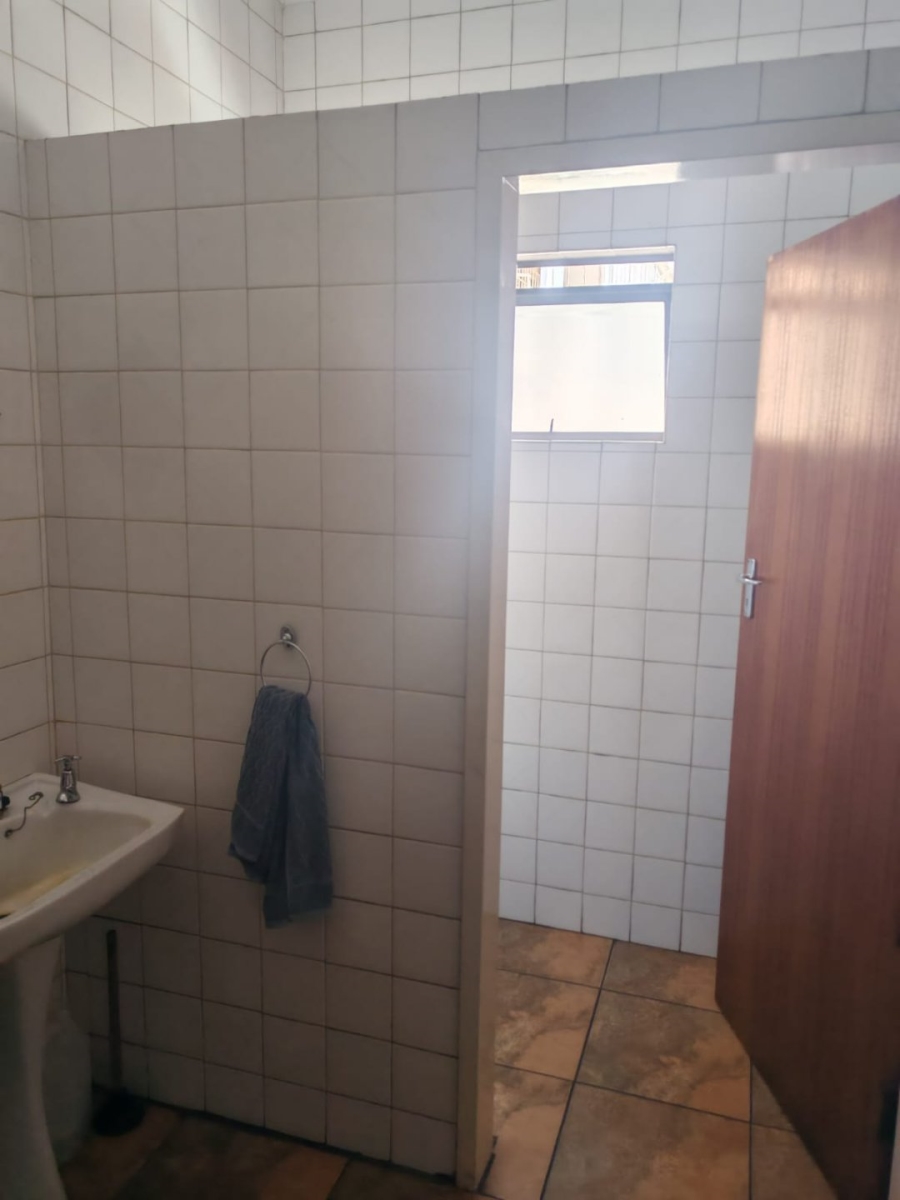 To Let commercial Property for Rent in Farrar Park Gauteng