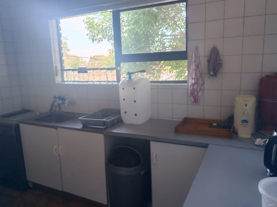 To Let commercial Property for Rent in Farrar Park Gauteng