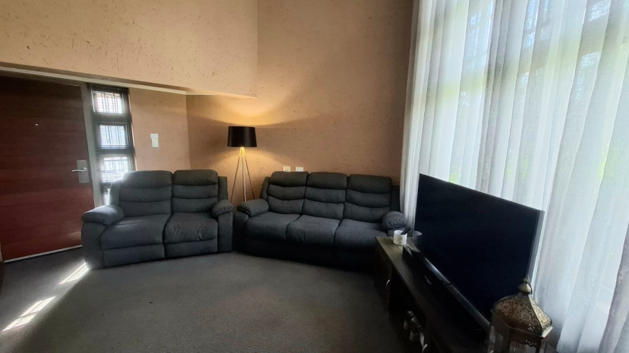 4 Bedroom Property for Sale in Vlakfontein Gauteng