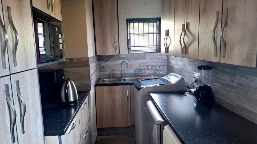 4 Bedroom Property for Sale in Vlakfontein Gauteng