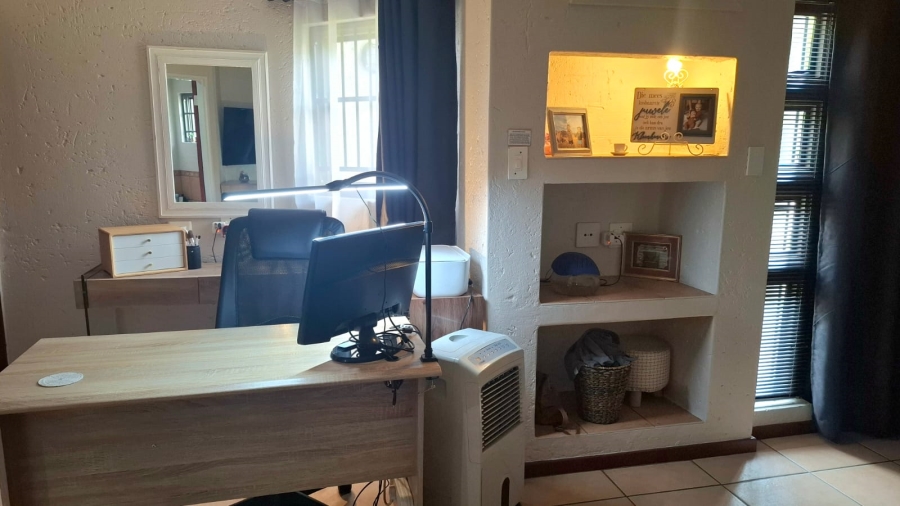 4 Bedroom Property for Sale in Vlakfontein Gauteng