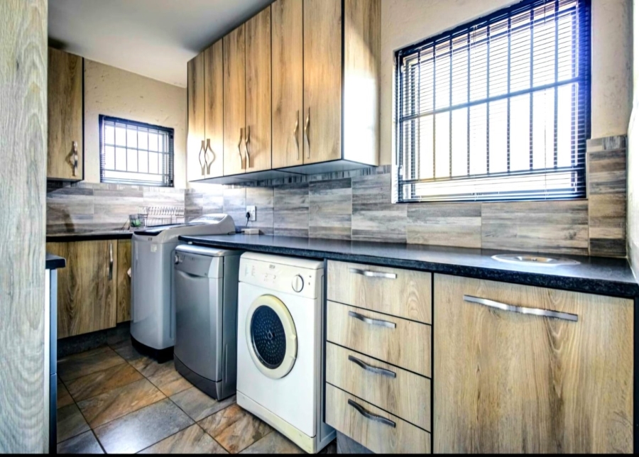 4 Bedroom Property for Sale in Vlakfontein Gauteng