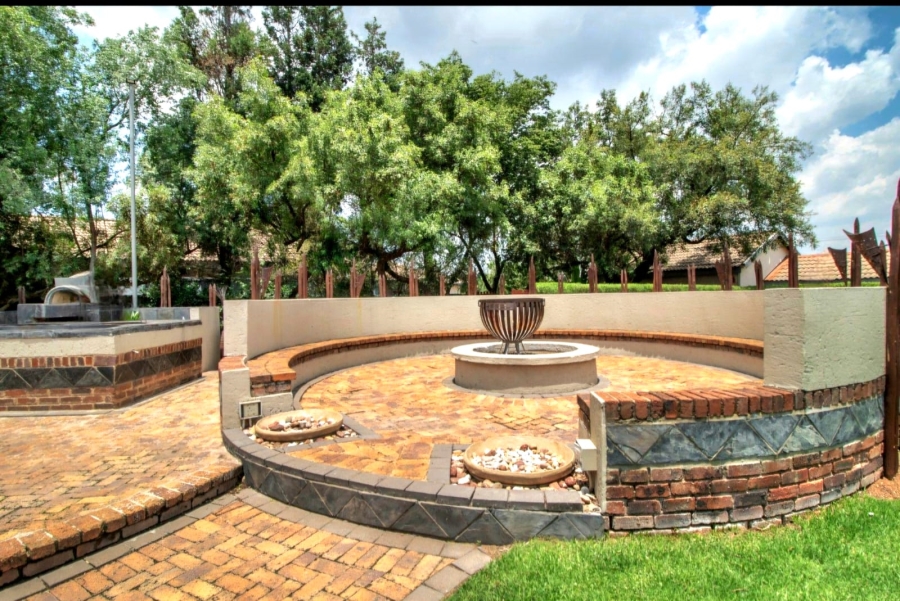 4 Bedroom Property for Sale in Vlakfontein Gauteng