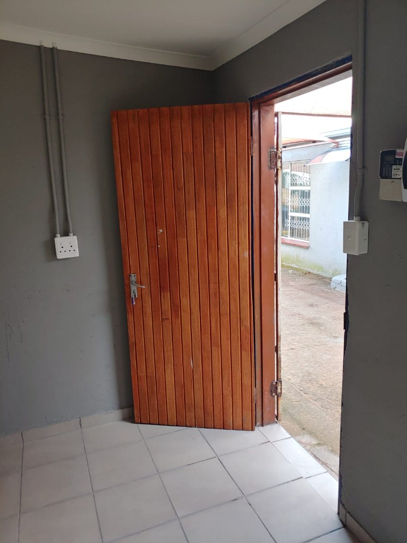 8 Bedroom Property for Sale in Soshanguve South Gauteng