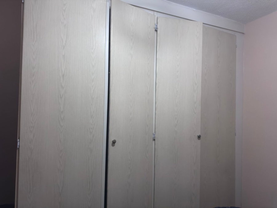 To Let 2 Bedroom Property for Rent in The Orchards Gauteng