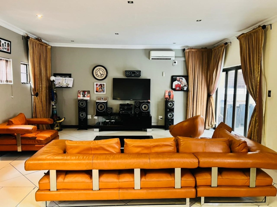 3 Bedroom Property for Sale in Greenstone Hill Gauteng
